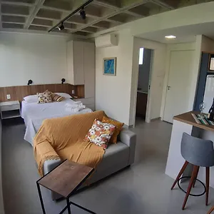 Contemporâneo Em Prédio Novíssimo Porto Alegre